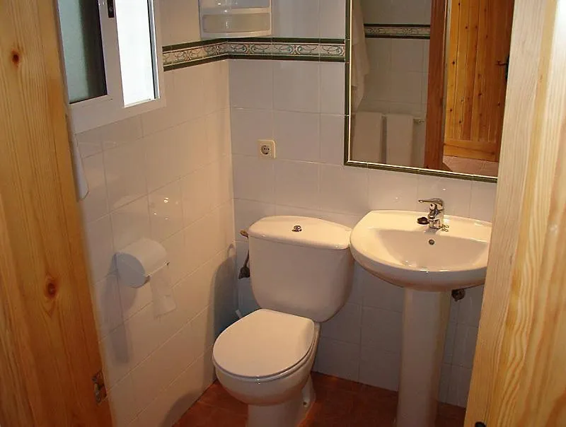 Hostal Las Acacias Los Canos De Meca 2*,